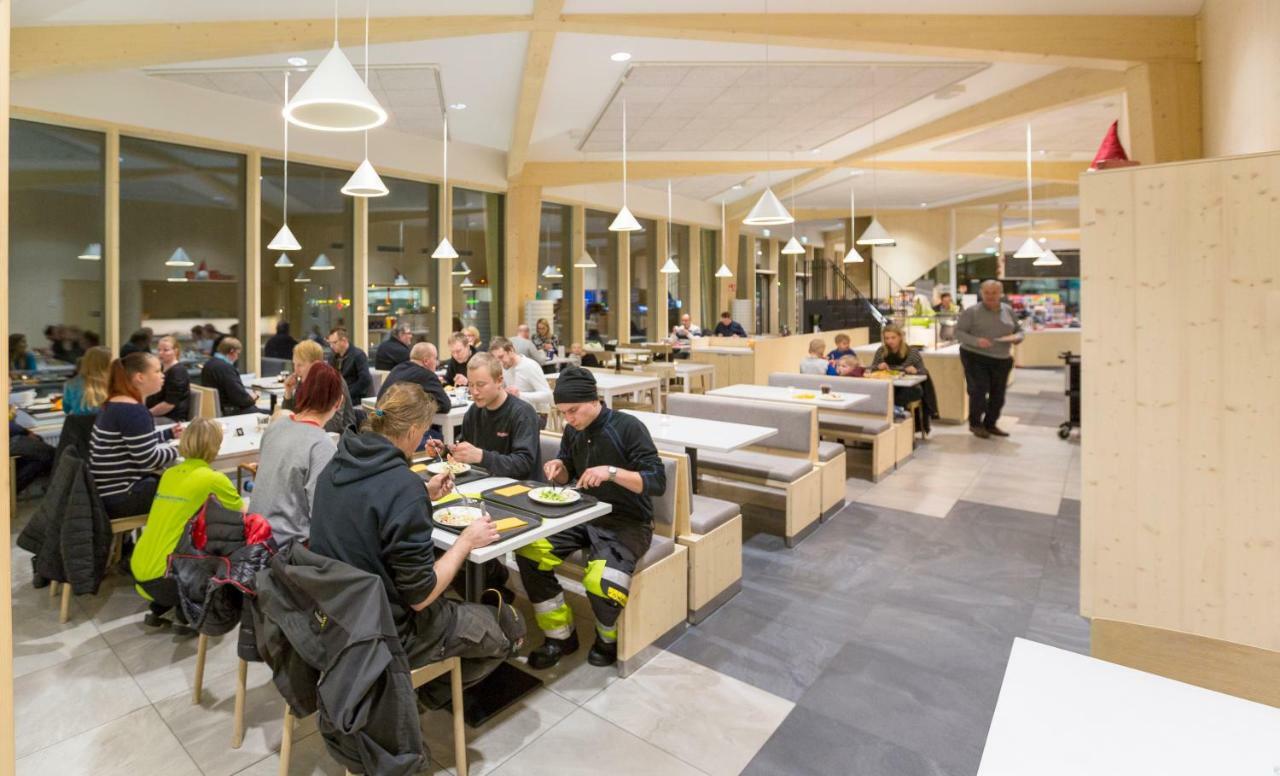 Hotel Niemenharjun Matkailukeskus Pihtipudas Zewnętrze zdjęcie